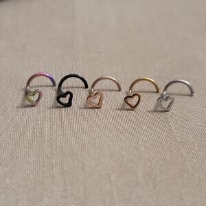 Heart shaped 5 piece stainless steel 20 gauge (0.8mm) nose ring piercing